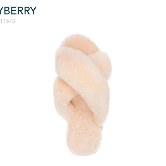 Mayberry size 5 EMU slippers. Never worn. - Picture 2 of 3